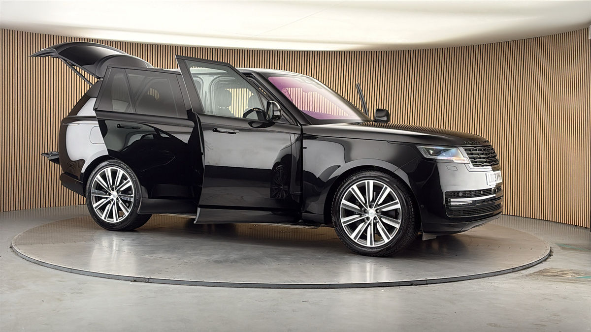 More views of Land Rover Range Rover