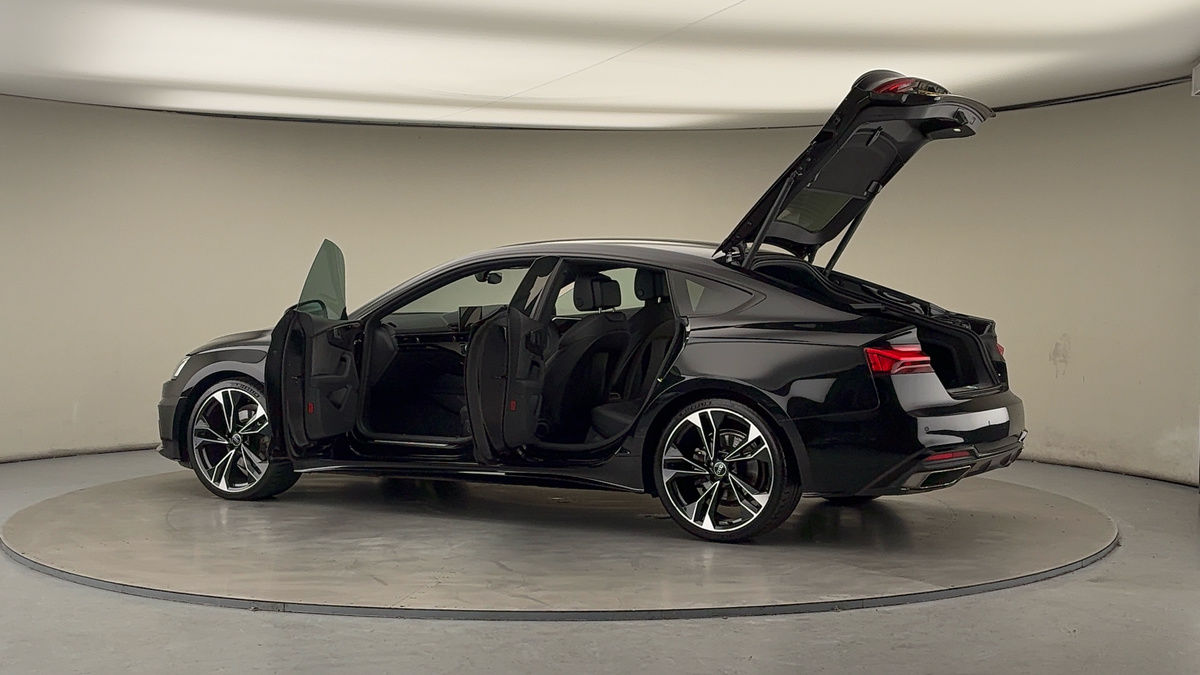 More views of Audi A5