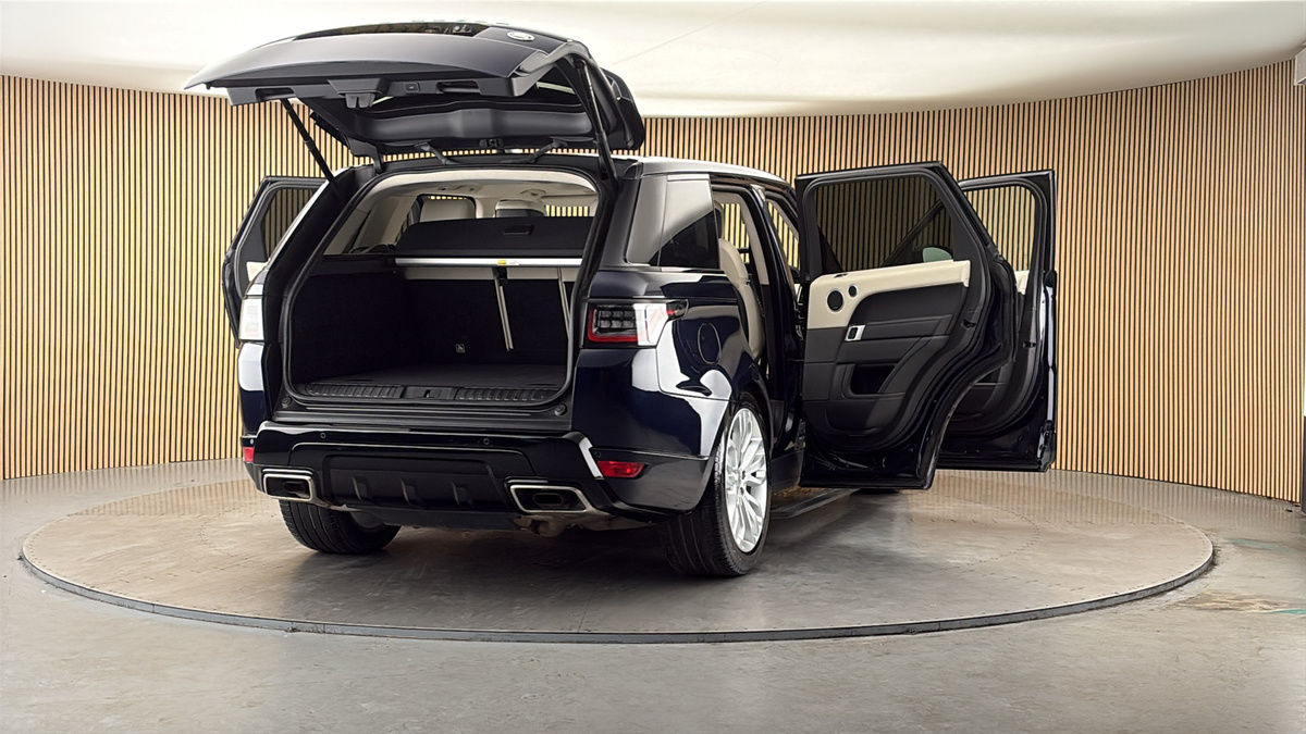 More views of Land Rover Range Rover Sport