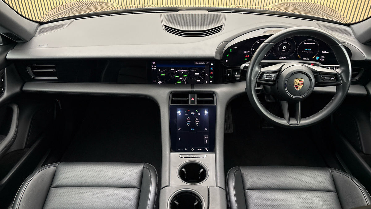 Porsche Taycan Image 13