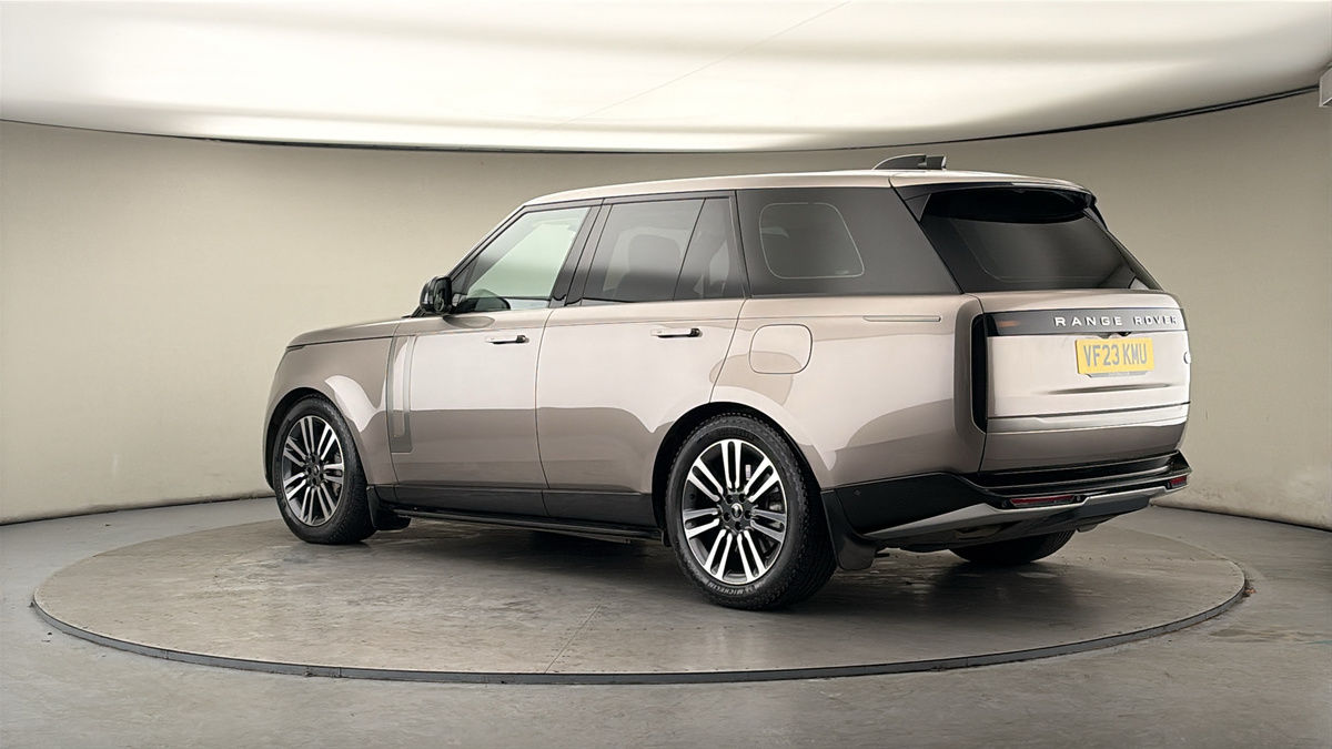 More views of Land Rover Range Rover