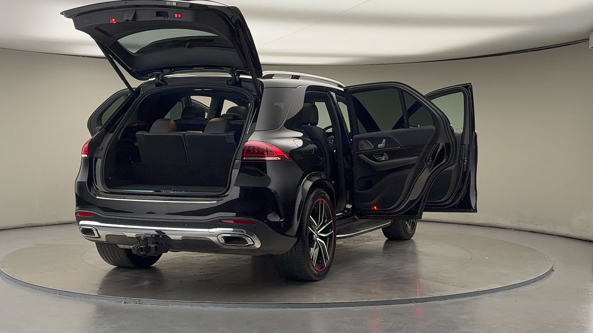 More views of Mercedes-Benz GLE