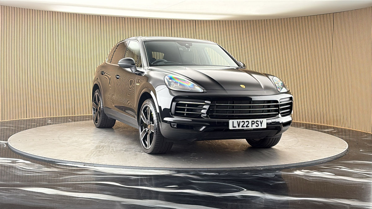More views of Porsche Cayenne