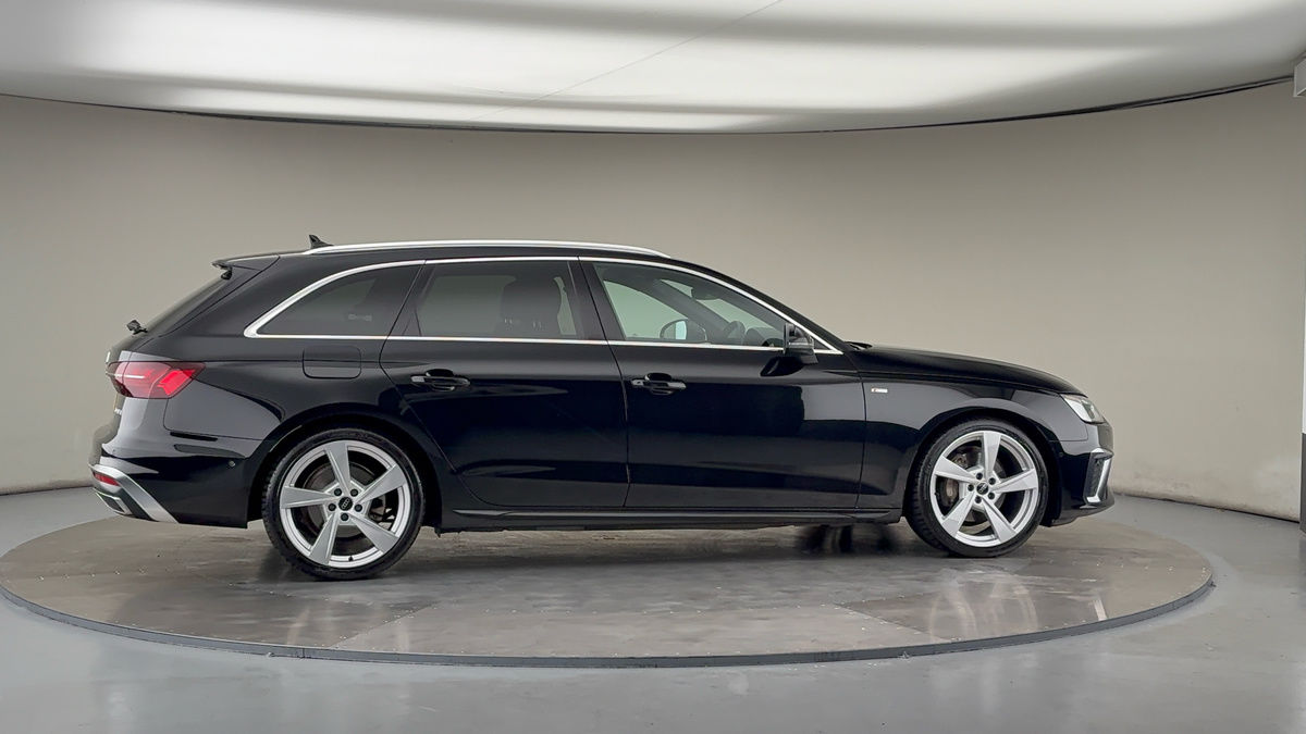 More views of Audi A4 Avant