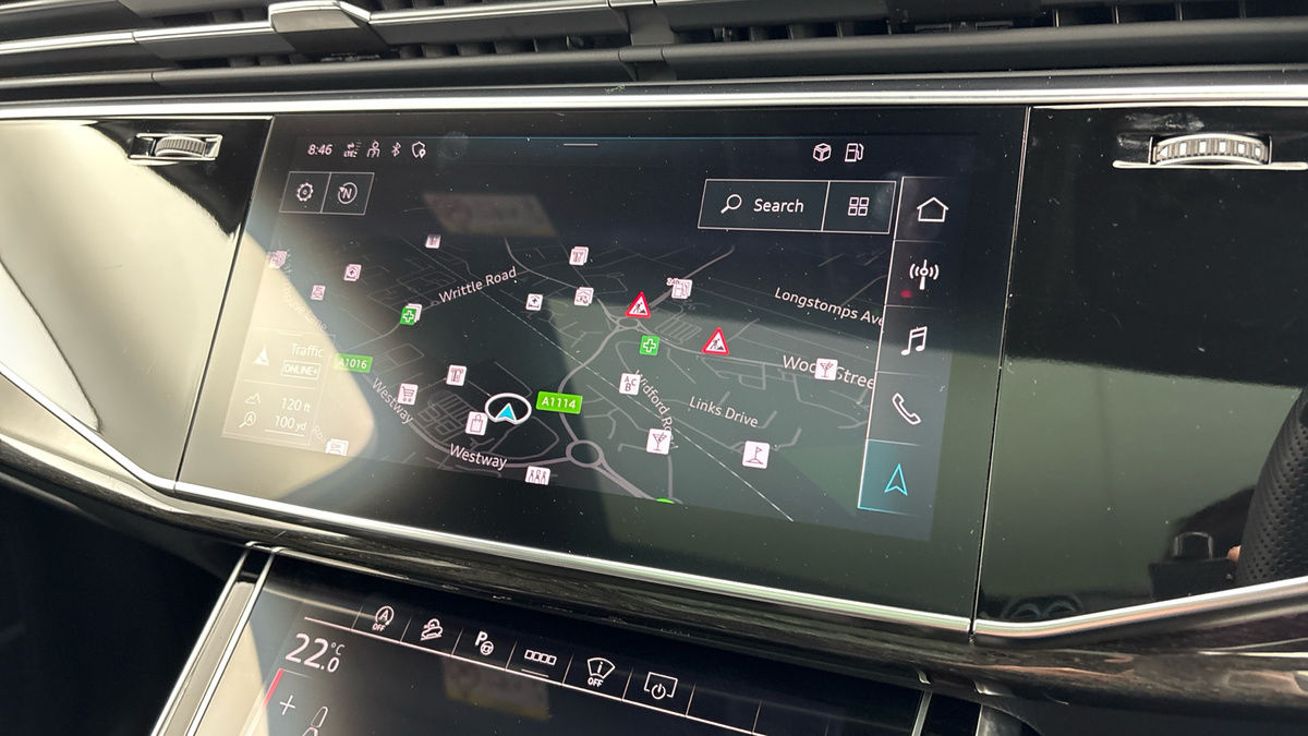 Audi SQ7 Image 17