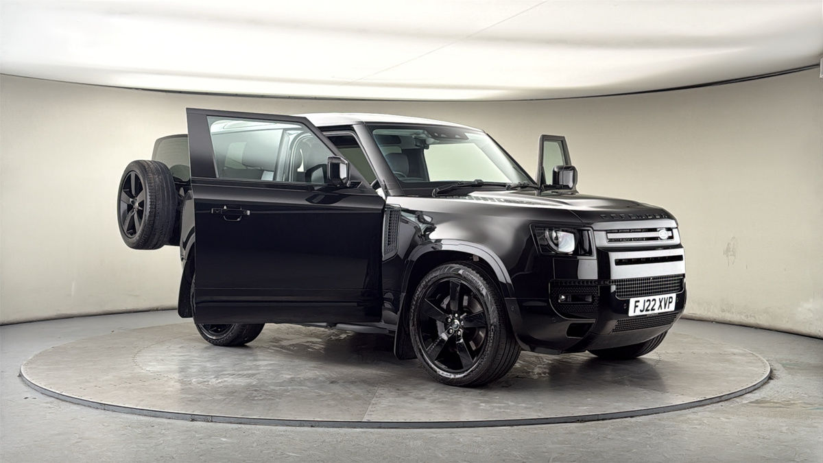 More views of Land Rover Defender 90