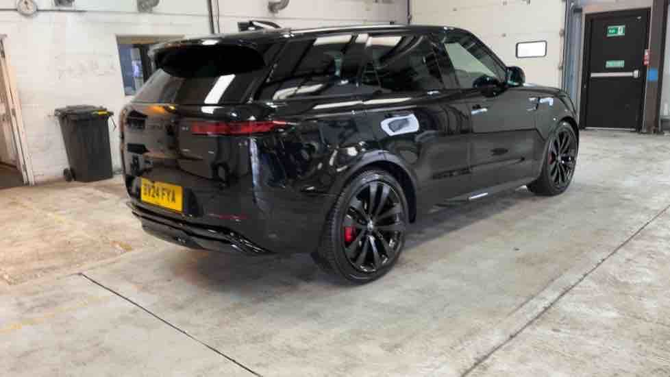More views of Land Rover Range Rover Sport