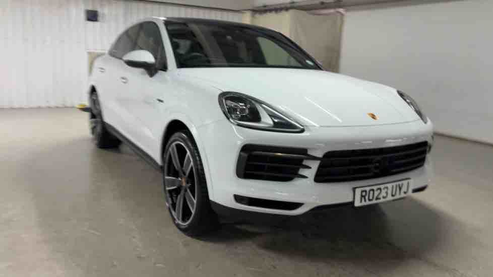 More views of Porsche Cayenne