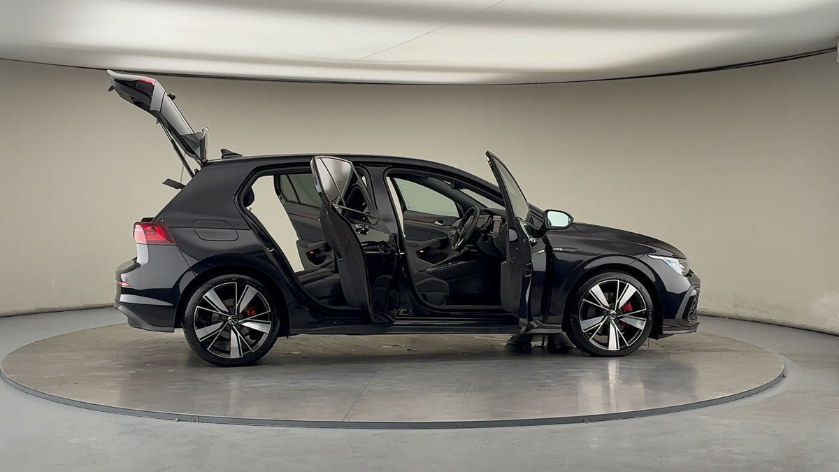 More views of Volkswagen Golf