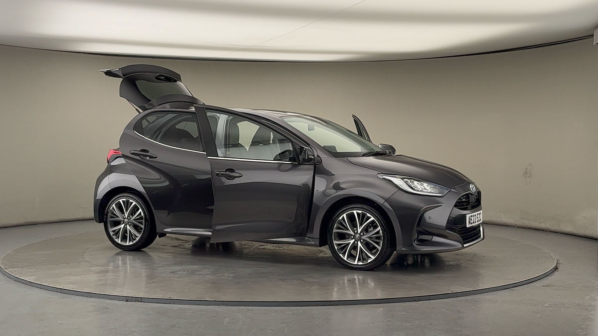 More views of Toyota Yaris