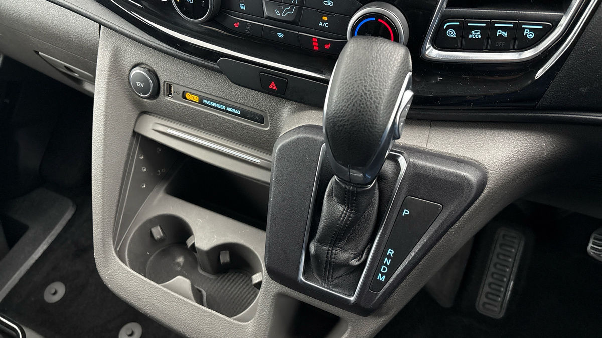 Ford Transit Custom Image 6