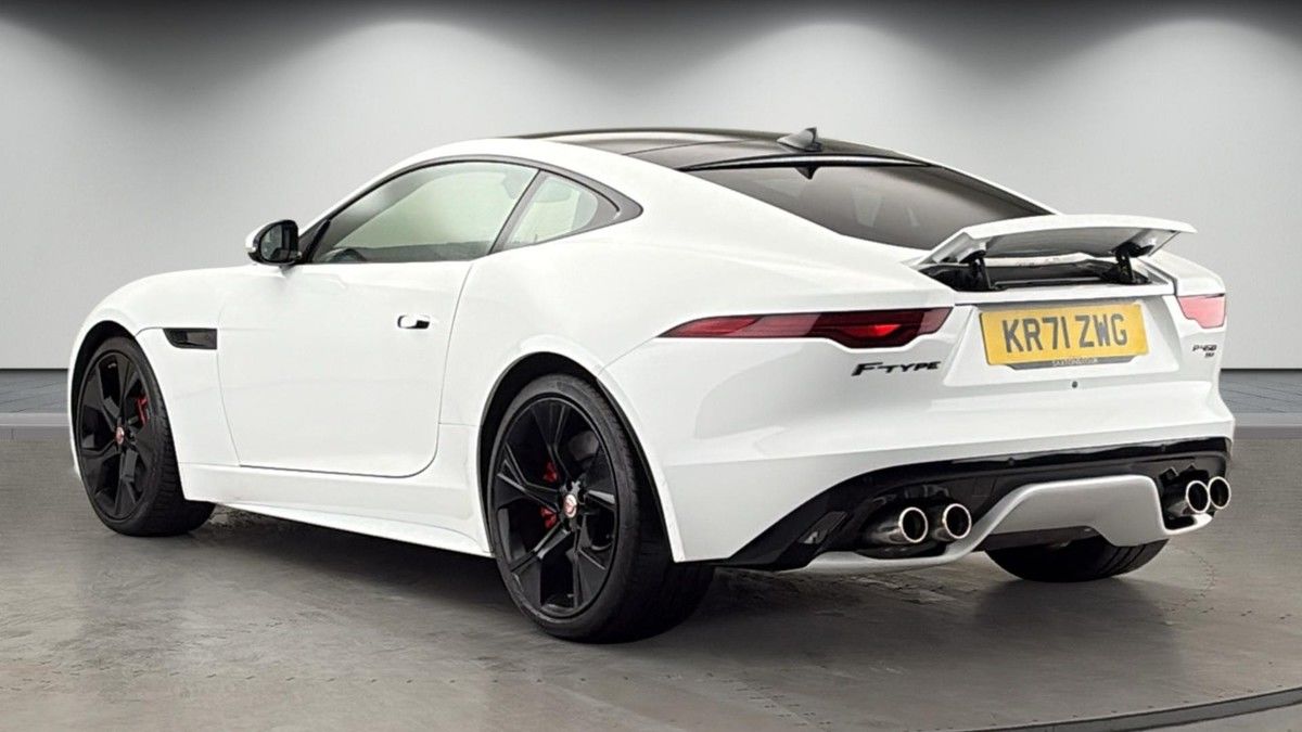 Jaguar F-Type Image 2