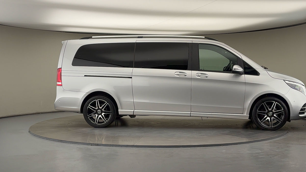 More views of Mercedes-Benz V Class