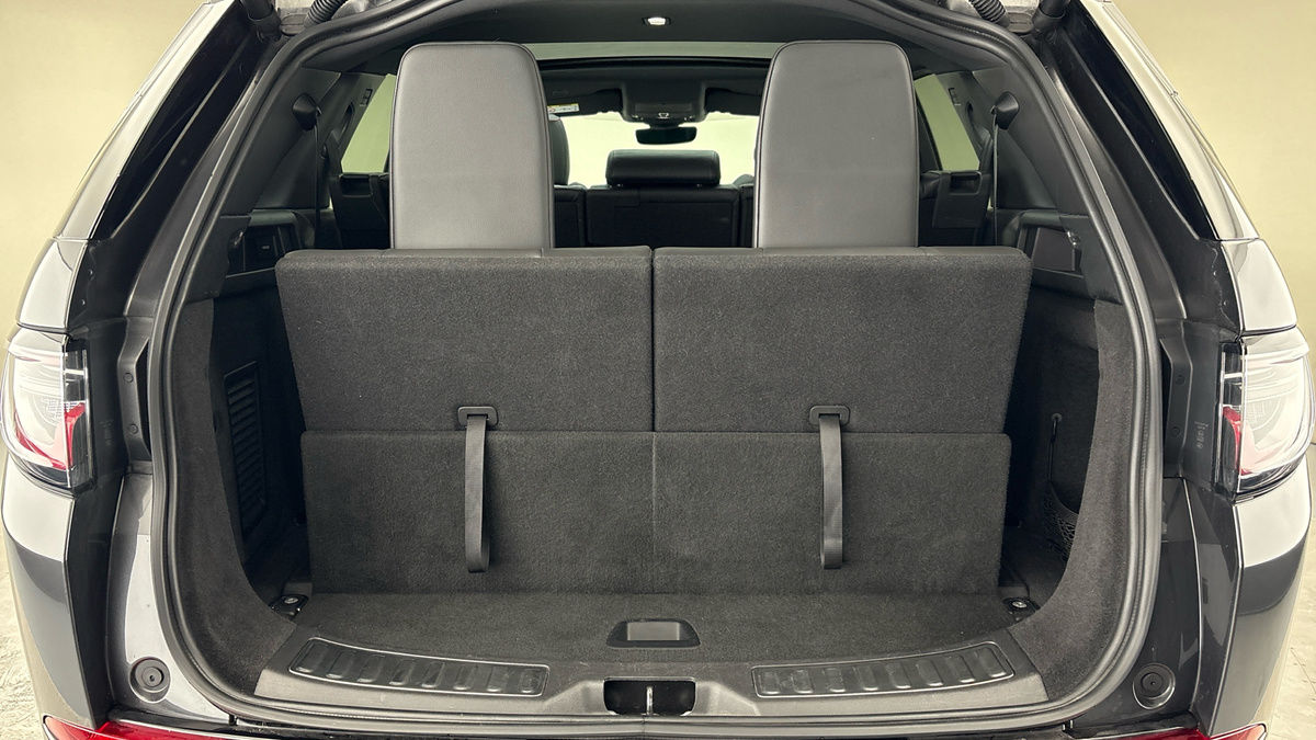 Land Rover Discovery Sport Image 11