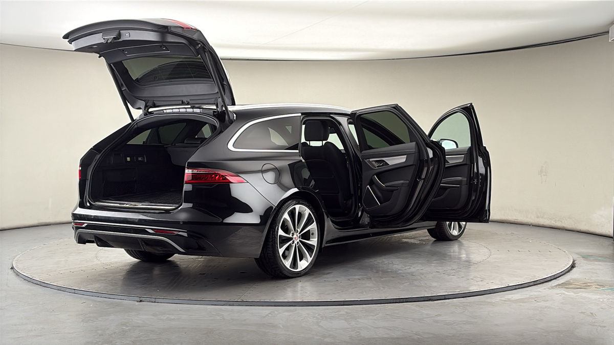 More views of Jaguar XF