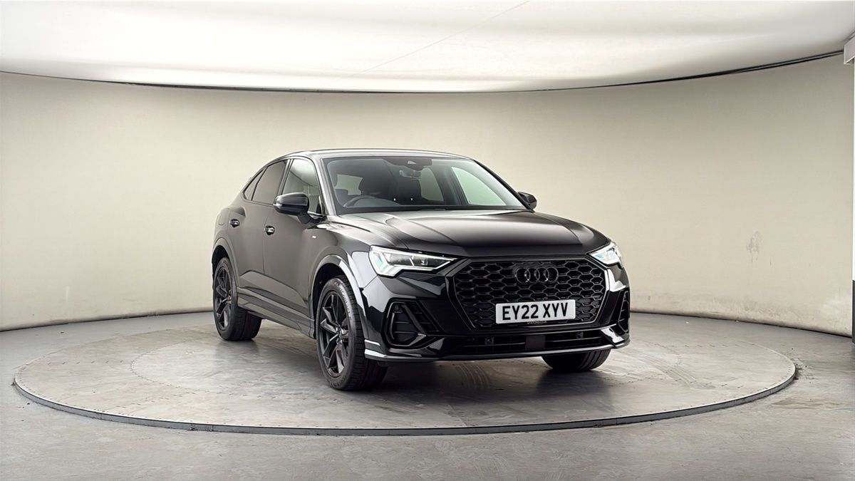 More views of Audi Q3