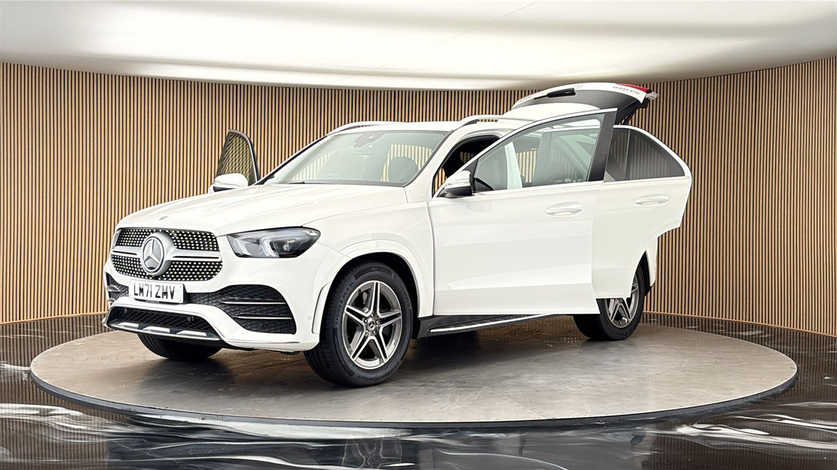 More views of Mercedes-Benz GLE