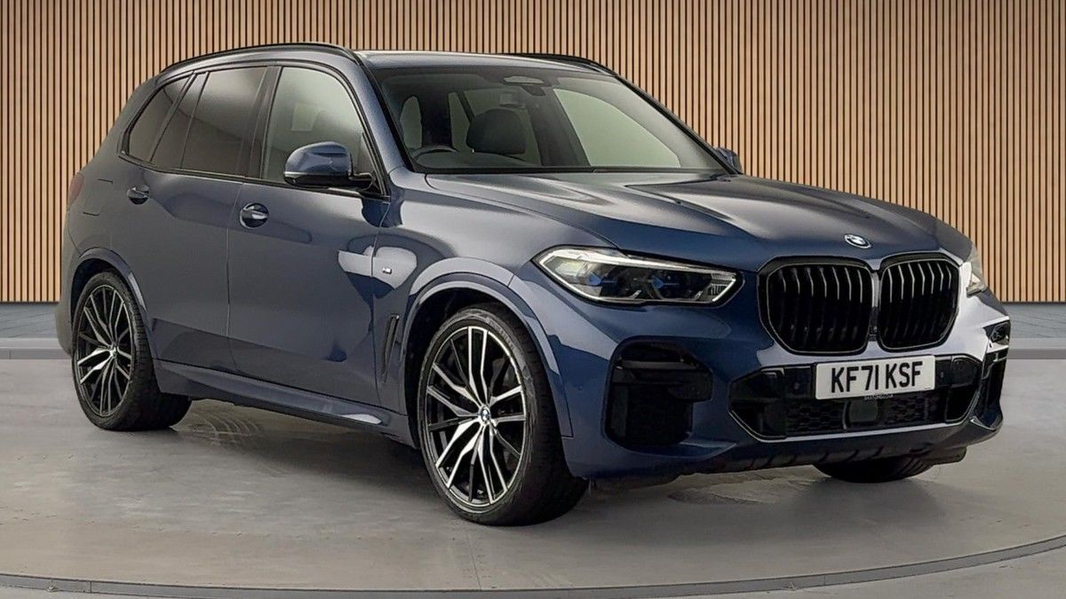 BMW X5 Sticky Header Image