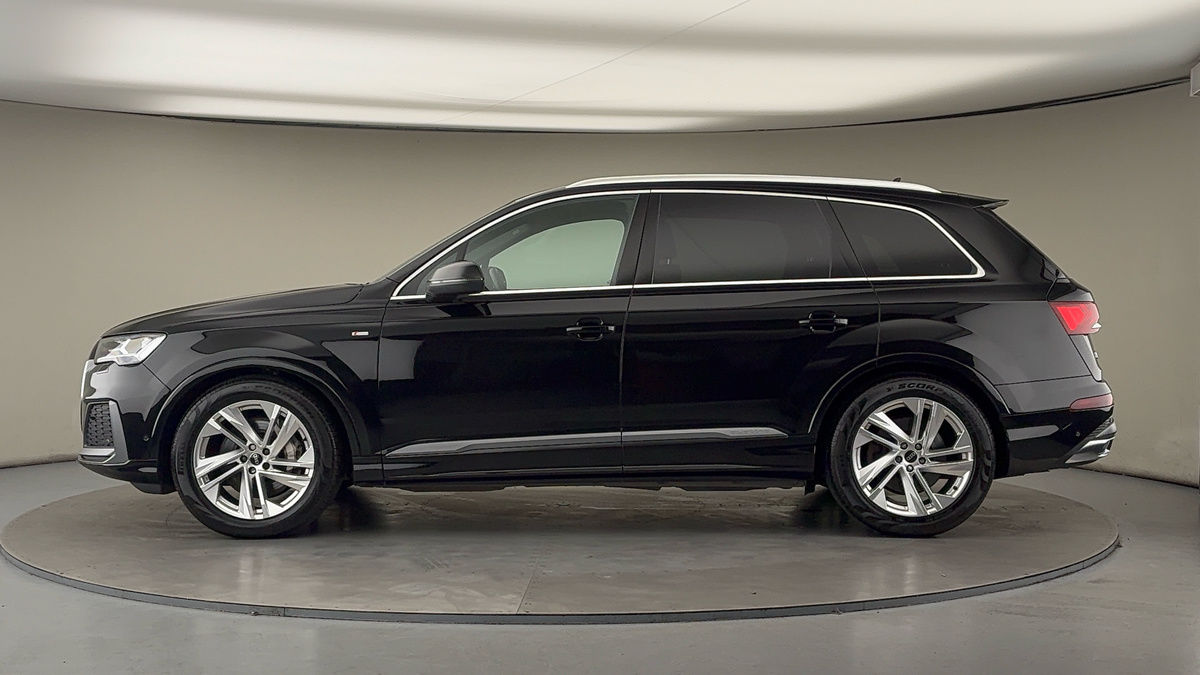 Audi Q7 Image 15