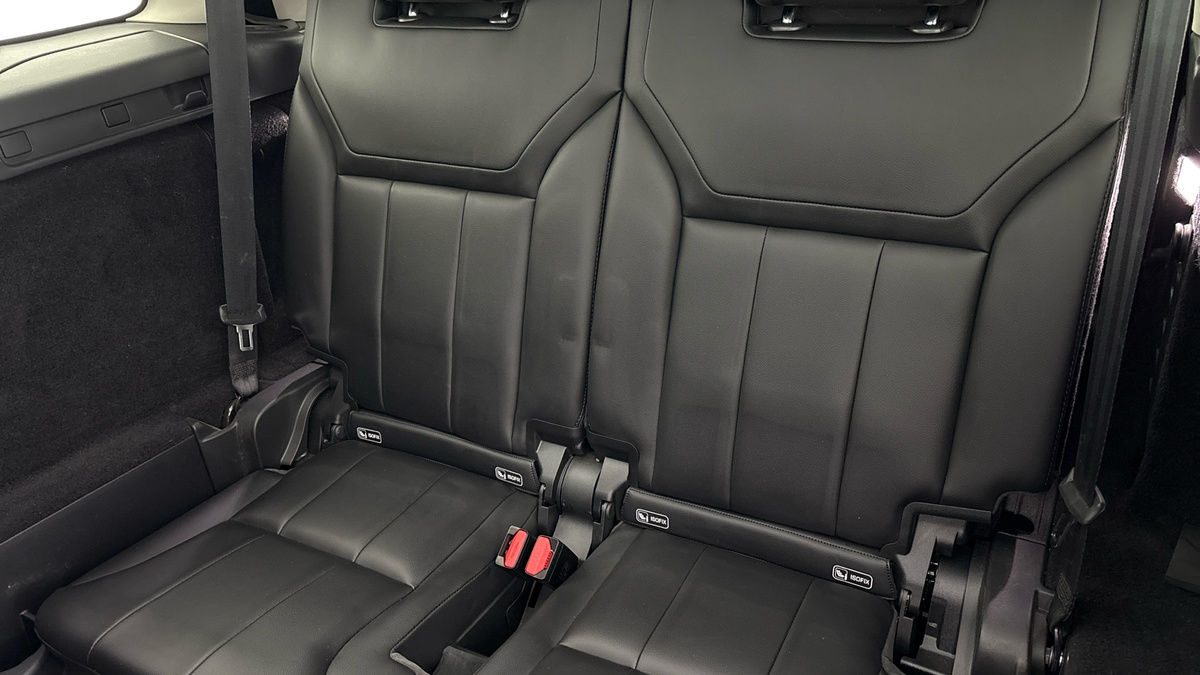 Land Rover Discovery Image 25