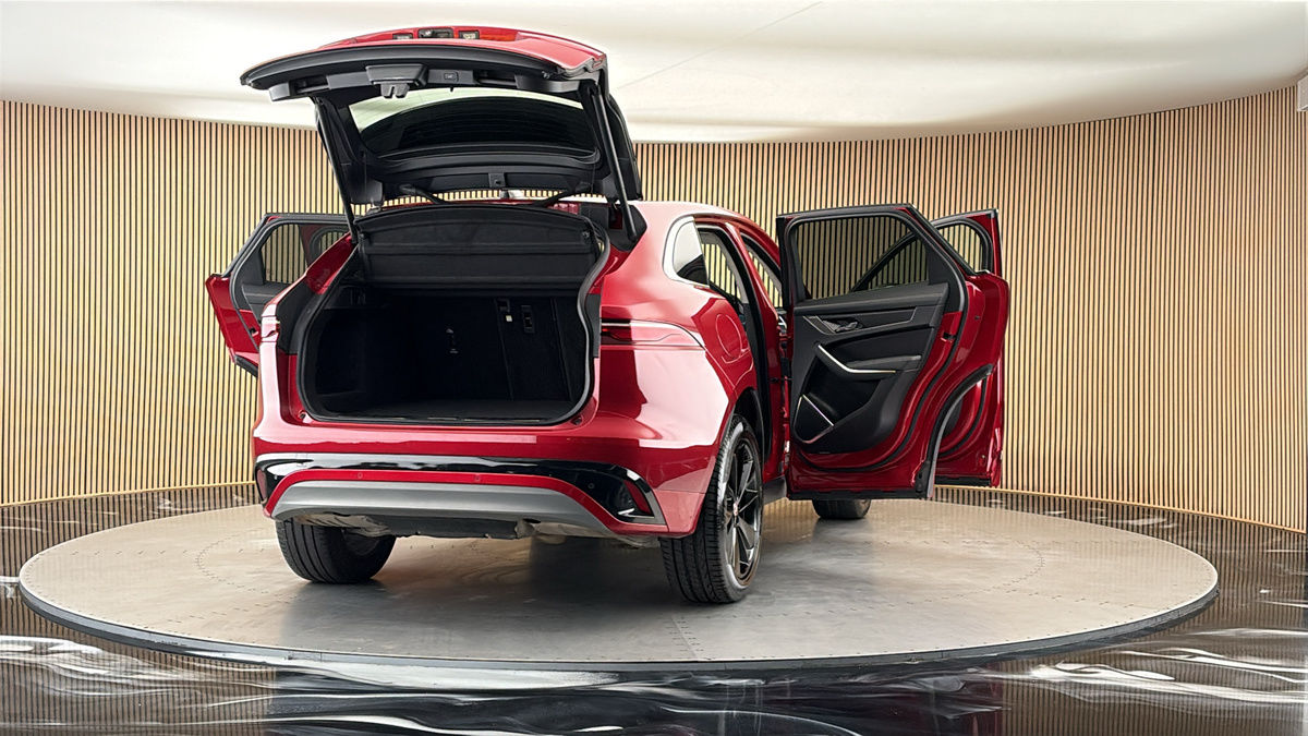 More views of Jaguar F-PACE