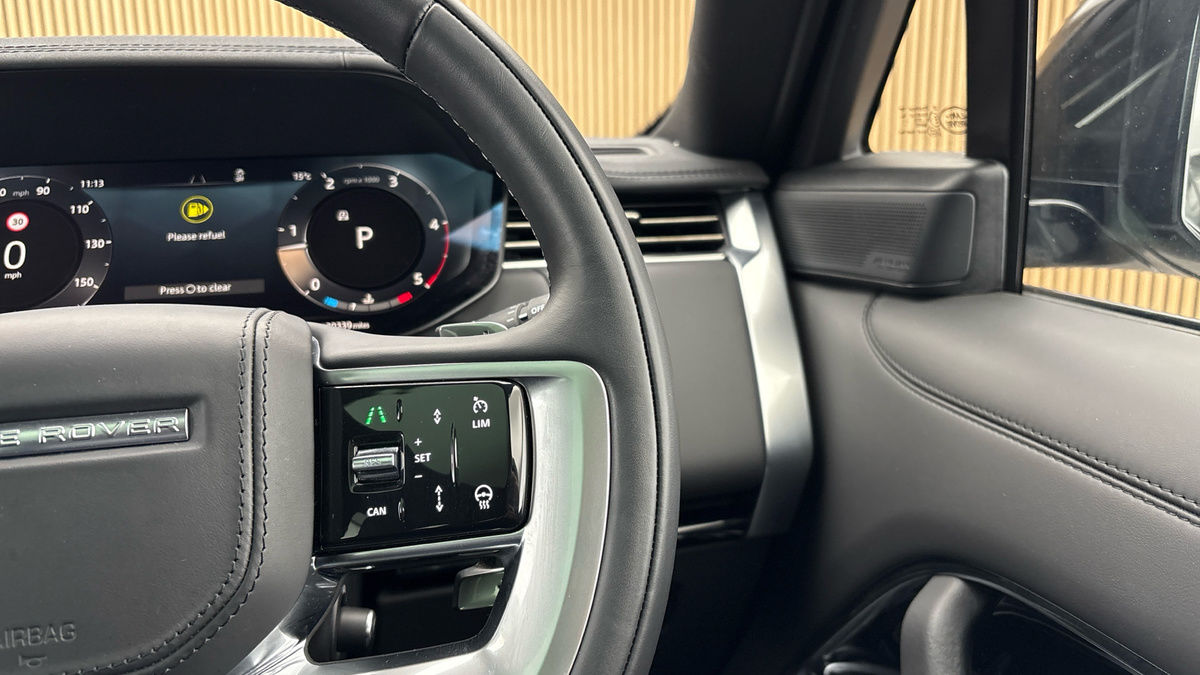 Land Rover Range Rover Image 14