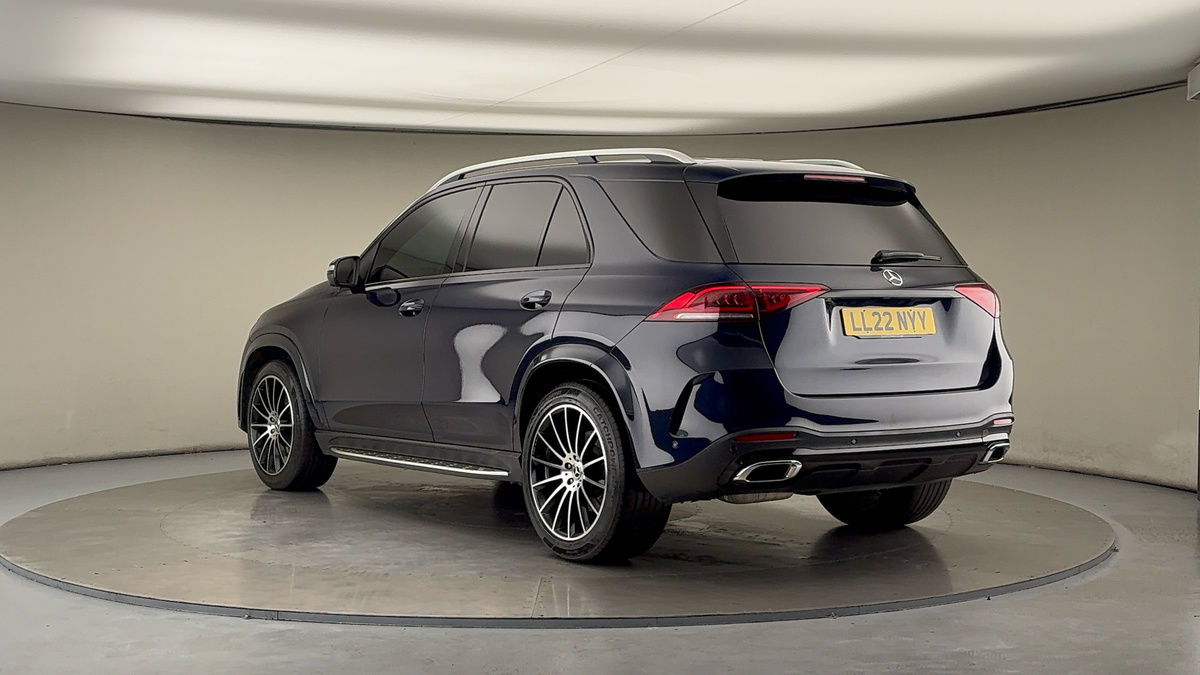 Mercedes-Benz GLE Image 2