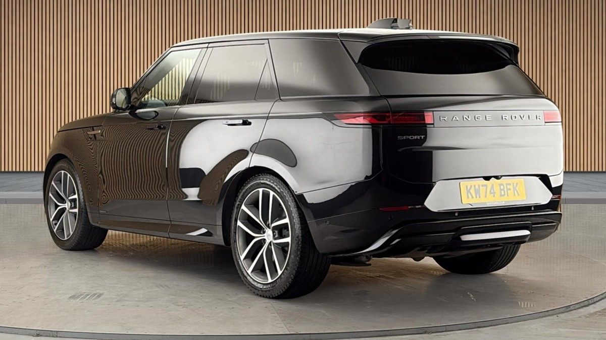 Land Rover Range Rover Sport Image 2