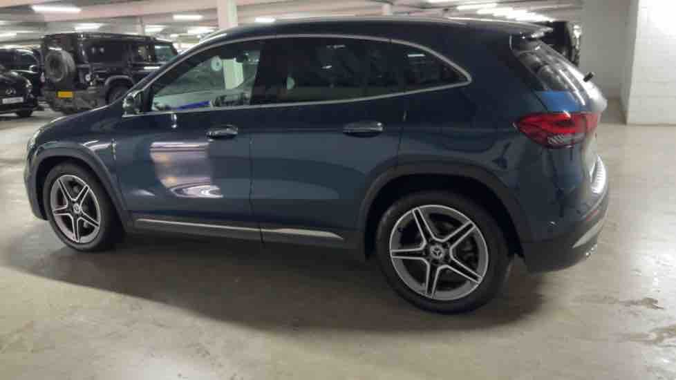More views of Mercedes-Benz GLA