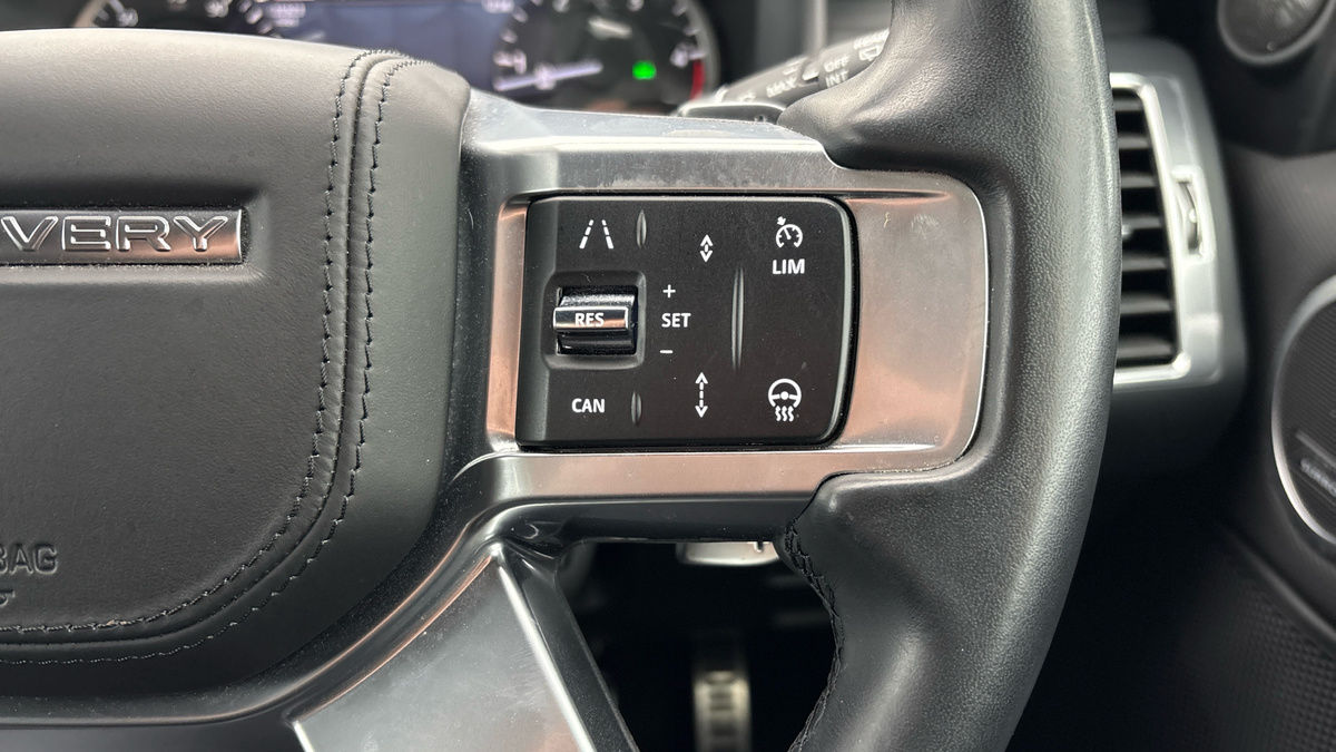 Land Rover Discovery Image 14