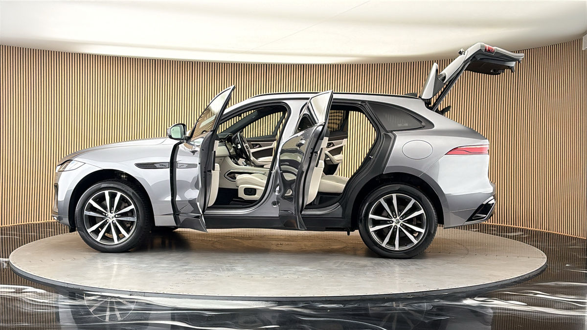 More views of Jaguar F-PACE