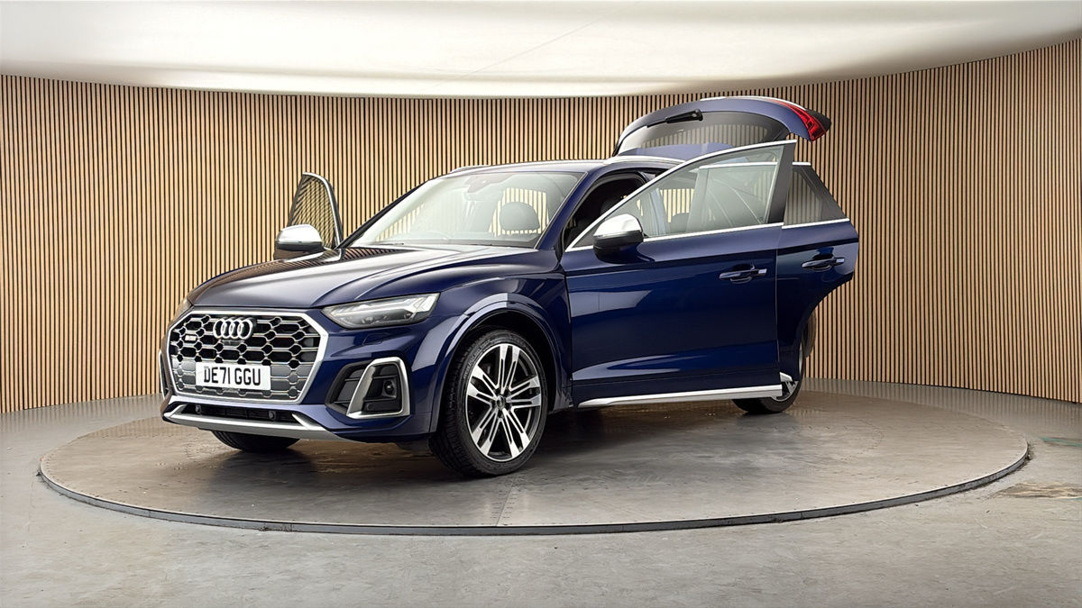 More views of Audi SQ5
