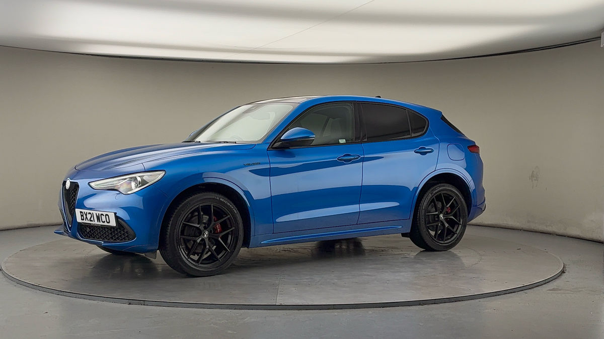 More views of Alfa Romeo Stelvio