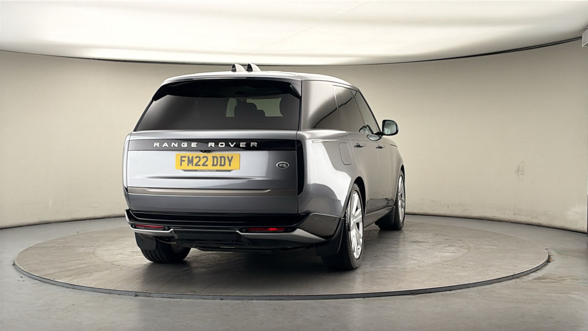 More views of Land Rover Range Rover