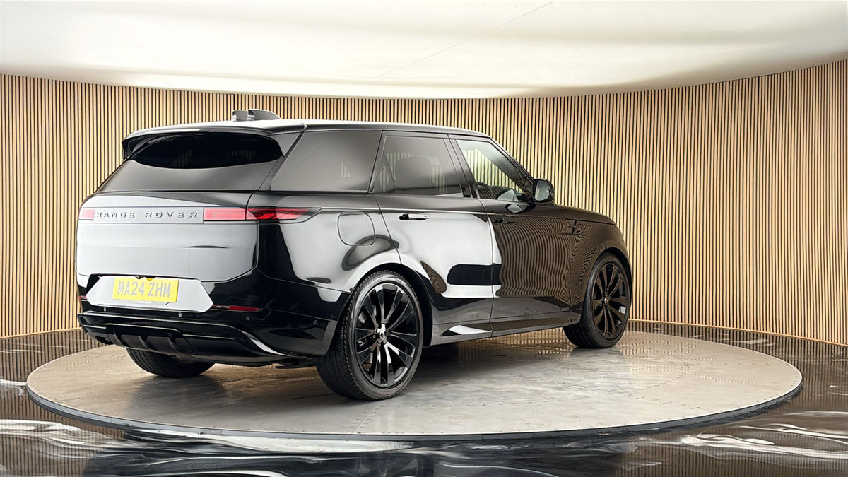 More views of Land Rover Range Rover Sport