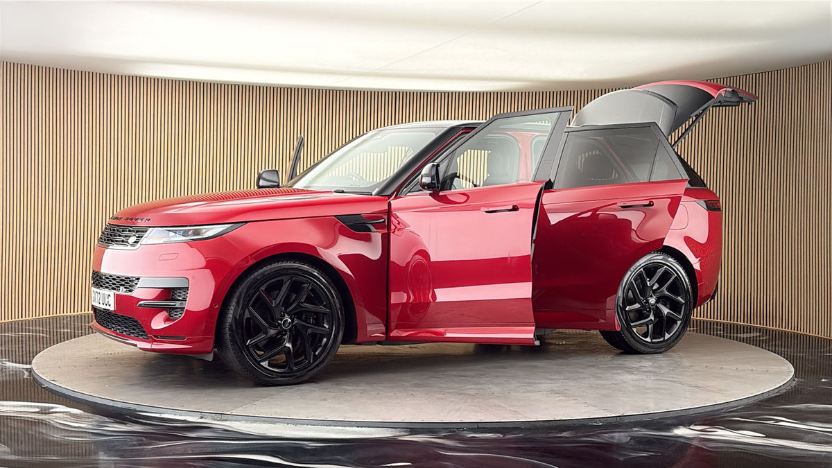 More views of Land Rover Range Rover Sport