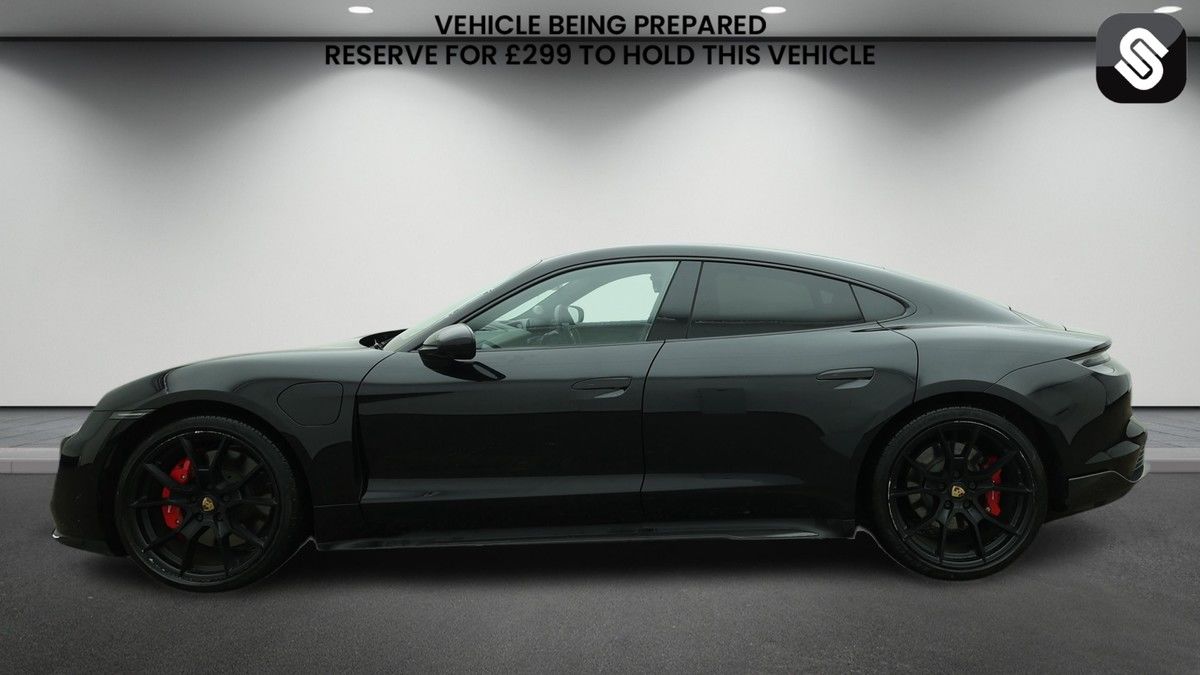Porsche Taycan Image 6