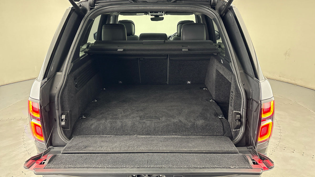 Land Rover Range Rover Image 11