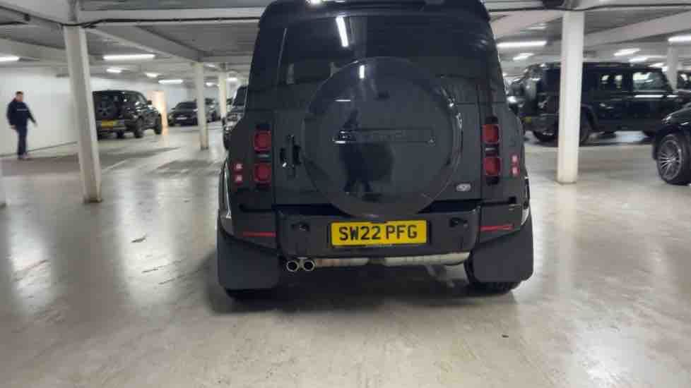 More views of Land Rover Defender 90