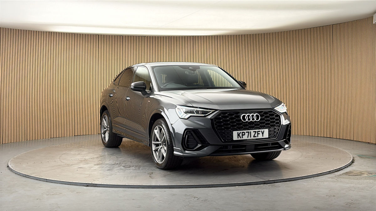 More views of Audi Q3