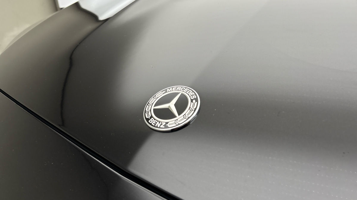 Mercedes-Benz E Class Image 24