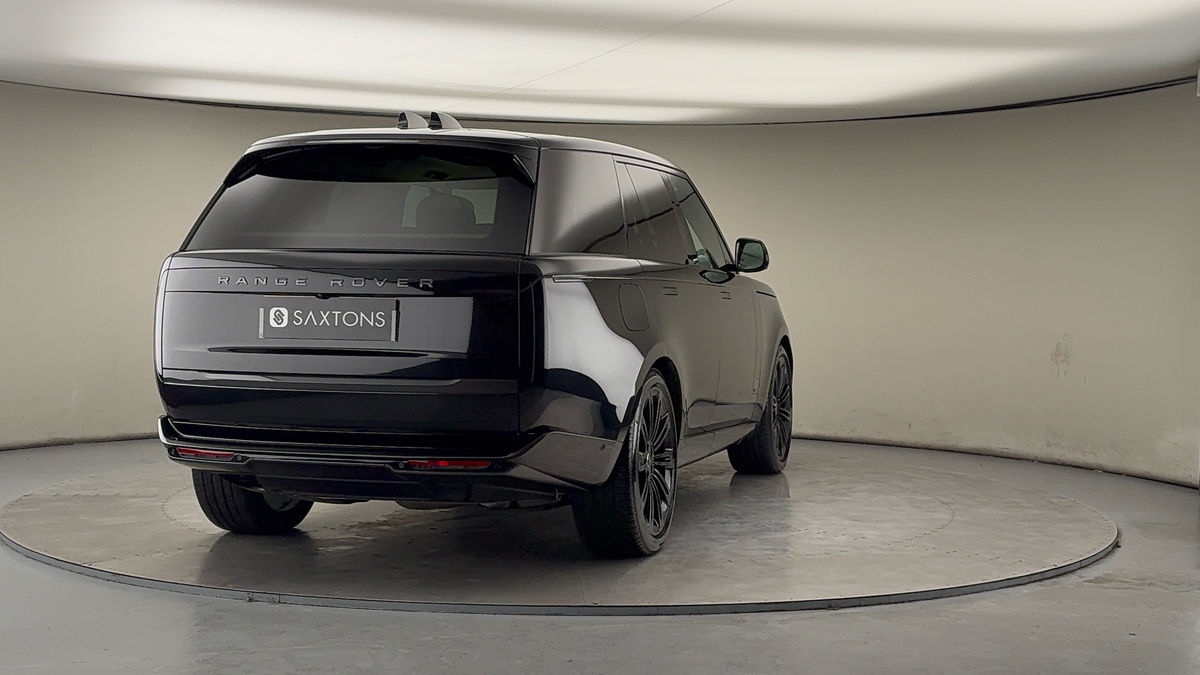 More views of Land Rover Range Rover