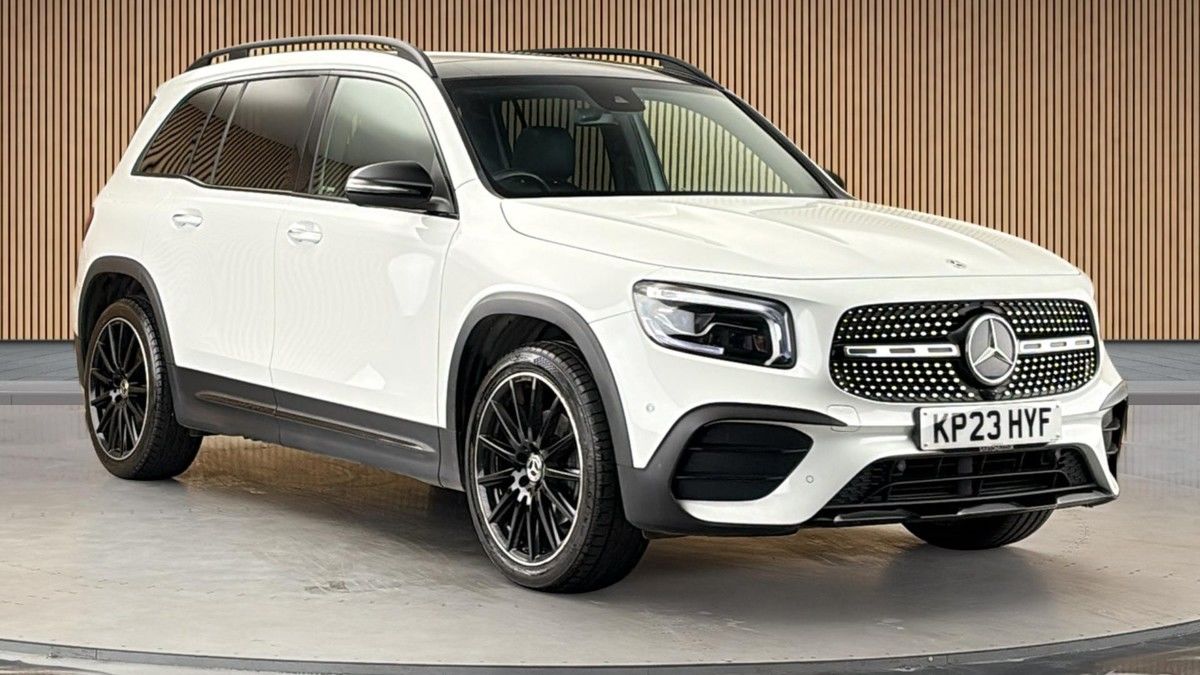 Mercedes-Benz GLB Sticky Header Image