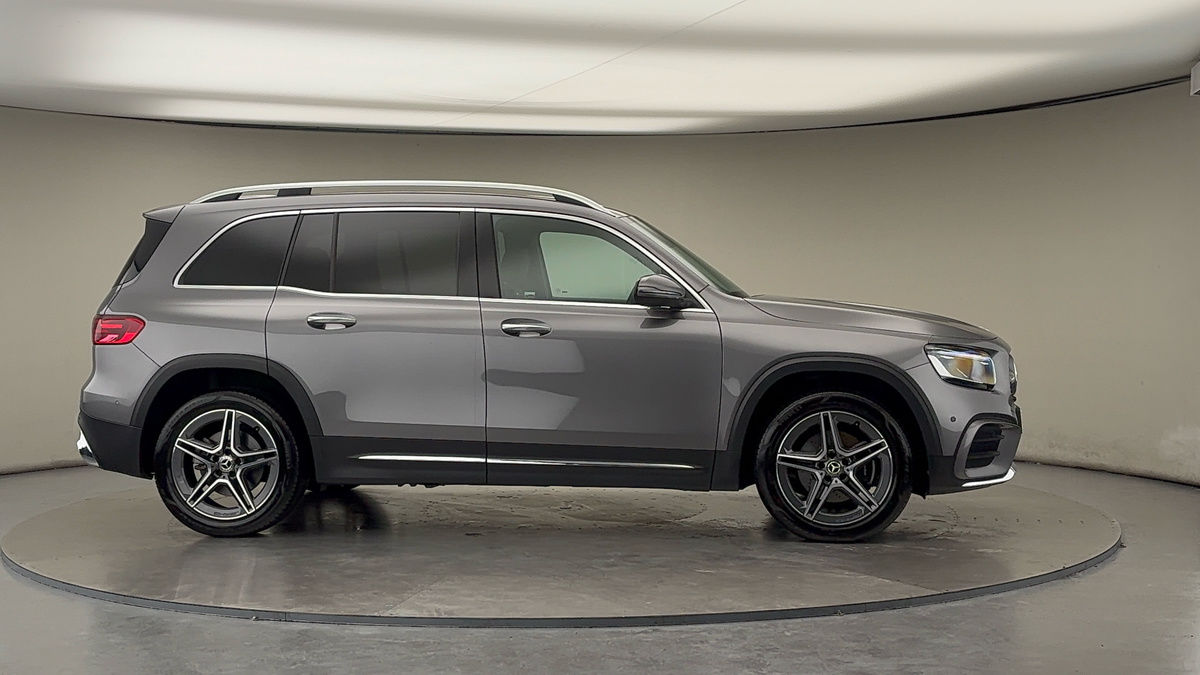 More views of Mercedes-Benz GLB