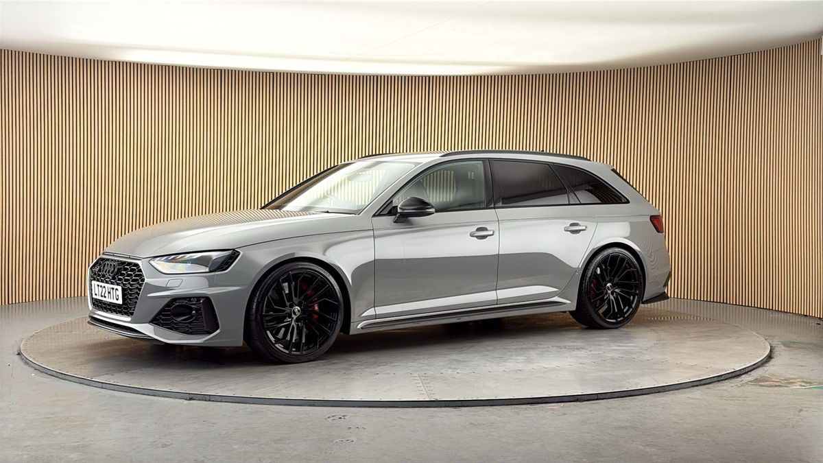More views of Audi RS4 Avant