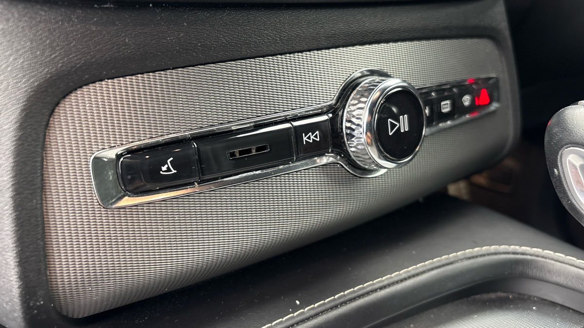 Volvo XC90 Image 25