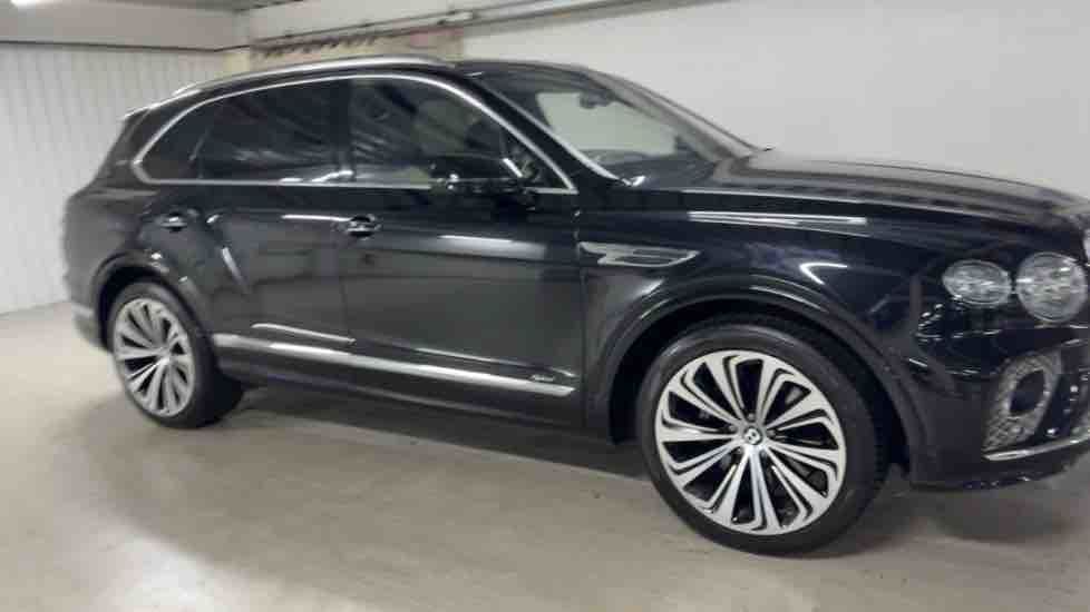 More views of Bentley Bentayga