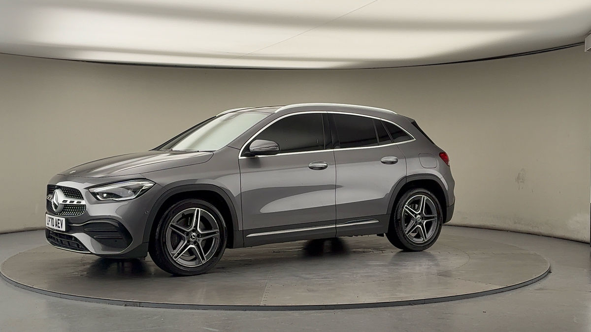 More views of Mercedes-Benz GLA