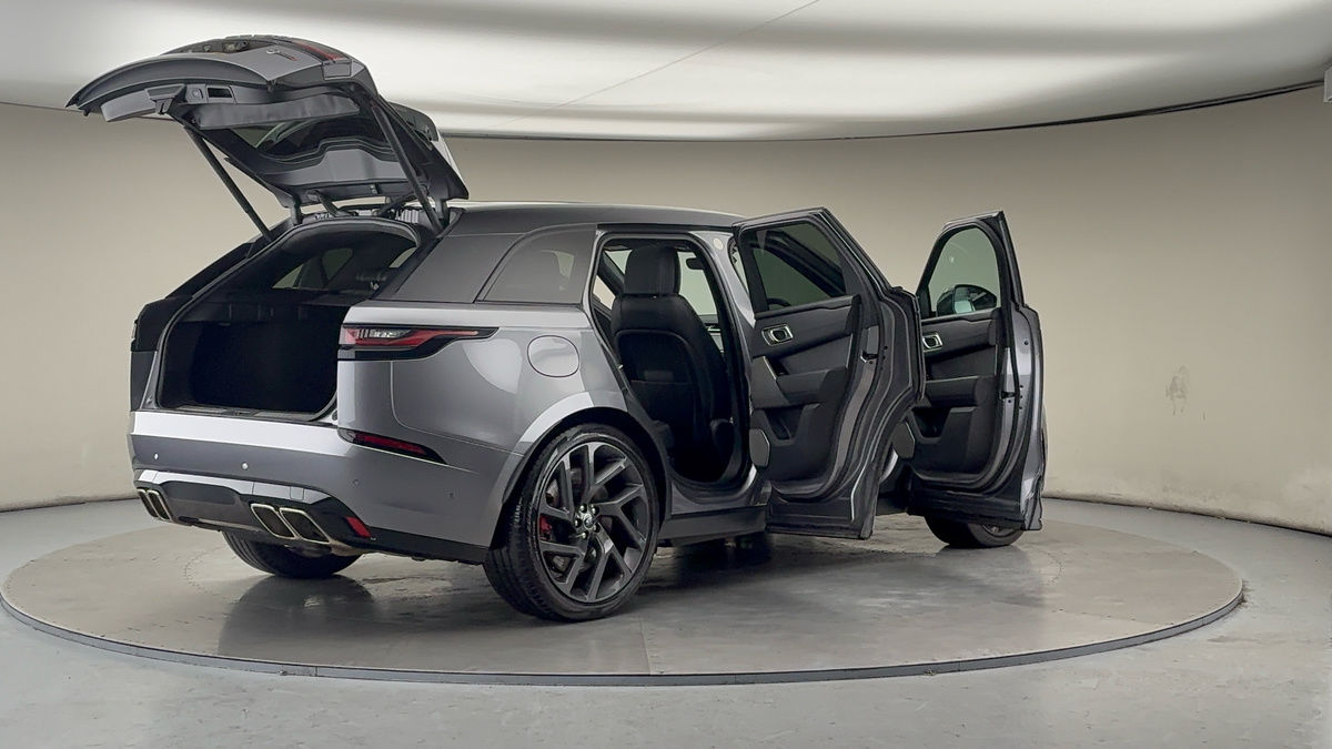 More views of Land Rover Range Rover Velar