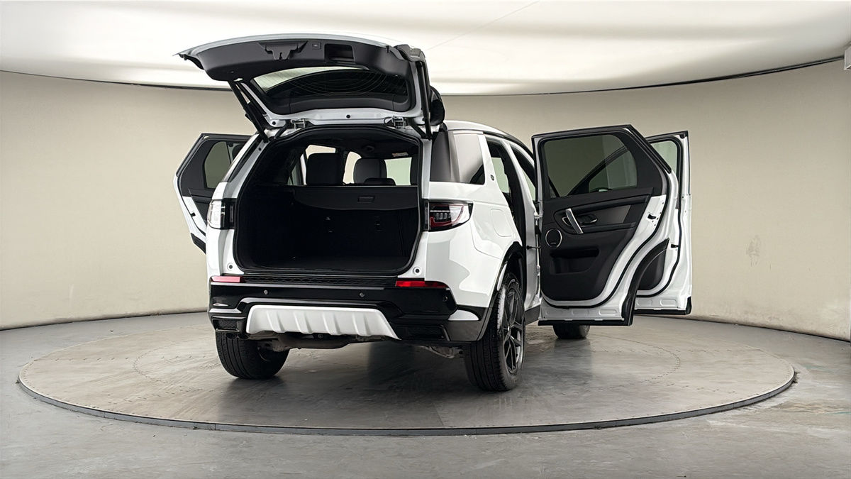 More views of Land Rover Discovery Sport